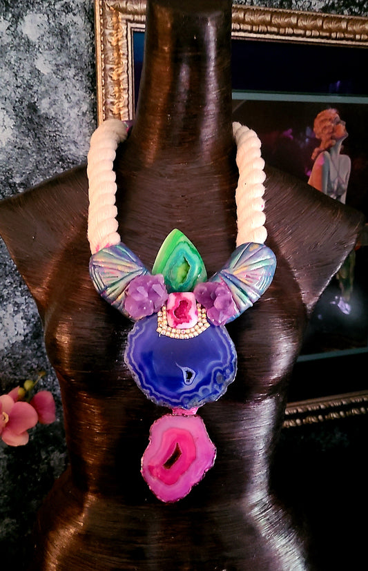 Druzy Agate Gemstone Totem Rope Pendant - Unisex Designed