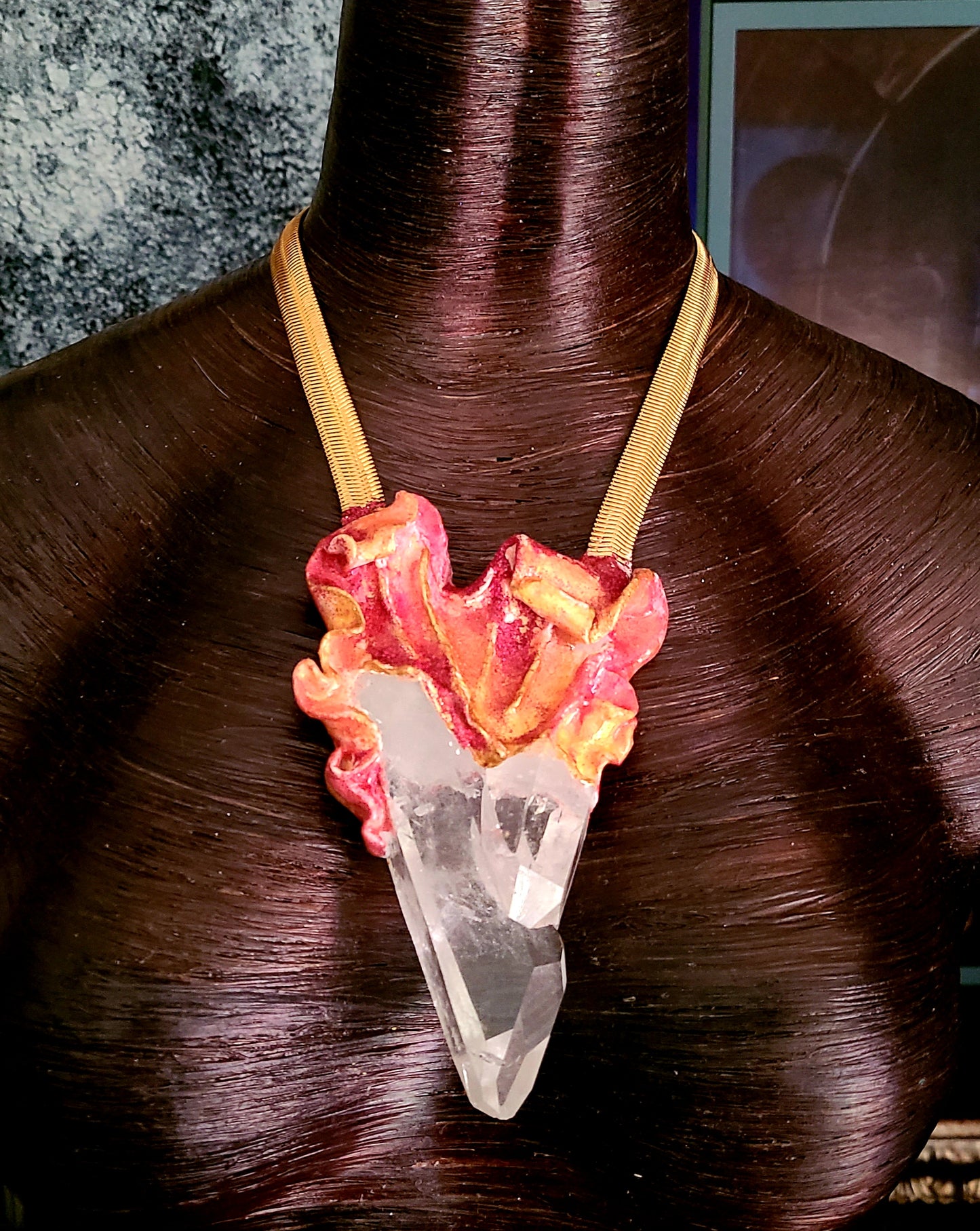 Luxury Rough Arkansas Quartz Point Sculpted Gemstone Pendant With Vint