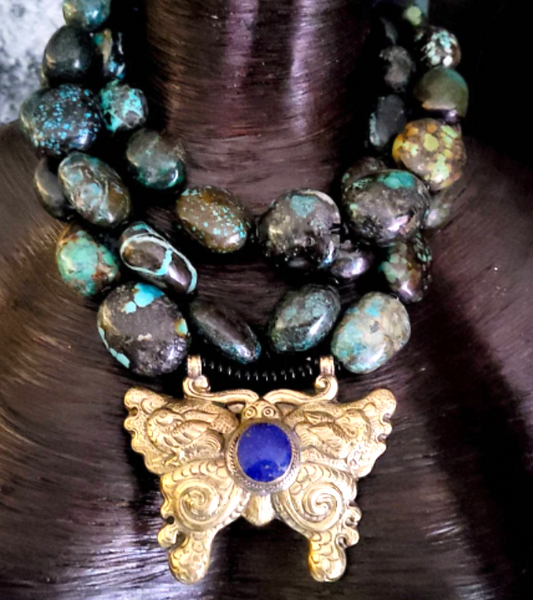 Luxury Hubei Turquoise Boulder Western Style Necklace With Butterfly