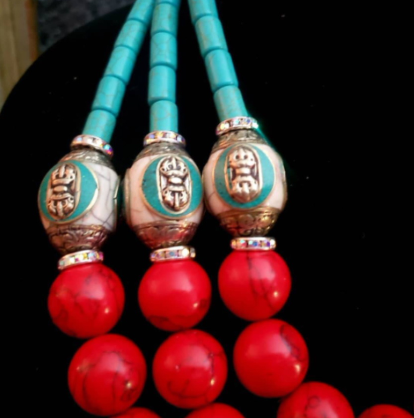 Red White & Blue Beaded Luxury Necklace & Double Bird Gemstone Pendant