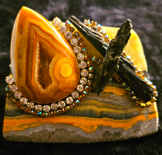 Finger Candy Slab Bumble Bee Jasper Druzy Agate Kyanite, Statement