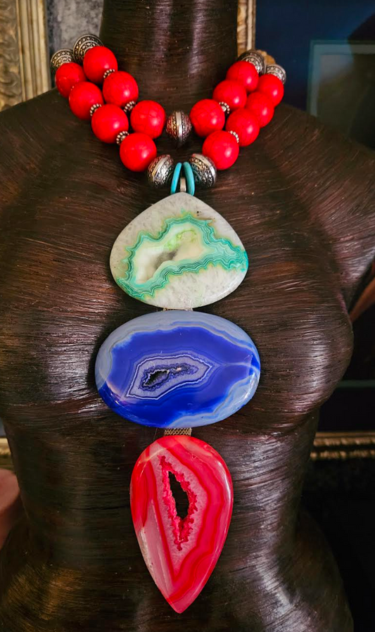 Agate Totem Statement Pendant - Magnesite Citrine 3 Strand Necklace