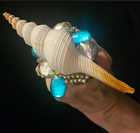 Shell Rhinestone and Faux Crystal Adjustable Art Ring, Mermaid Fing