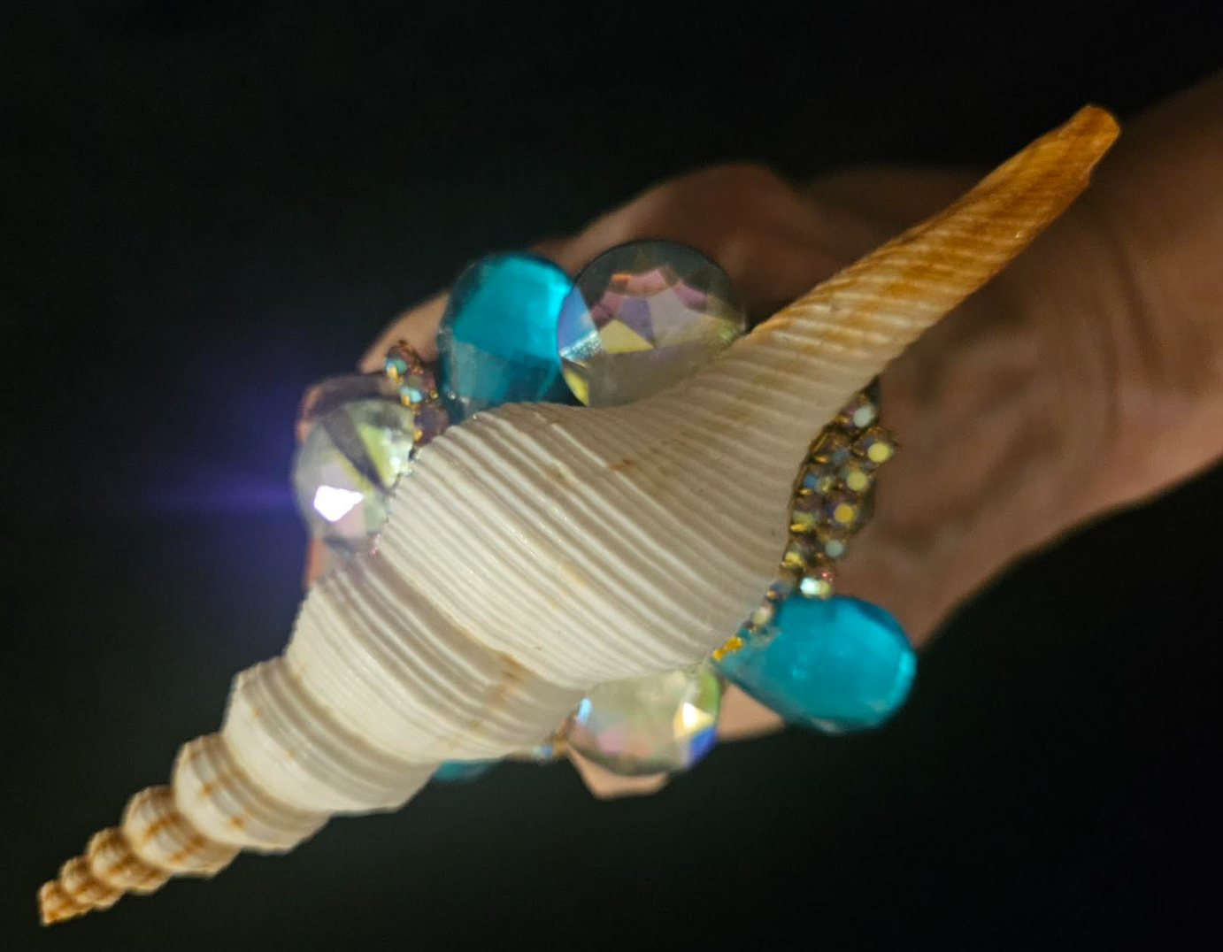 Shell Rhinestone and Faux Crystal Adjustable Art Ring, Mermaid Fing