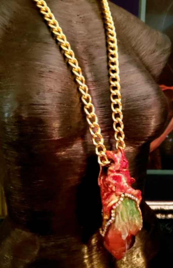 Red & Green Aura Sculpted Rough Quartz Amulet with Bold Gold Tone C