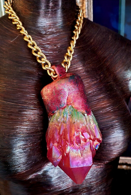 Red Green Aura Record Keeper Quartz Sculpted Unisex Gemstone Pendant