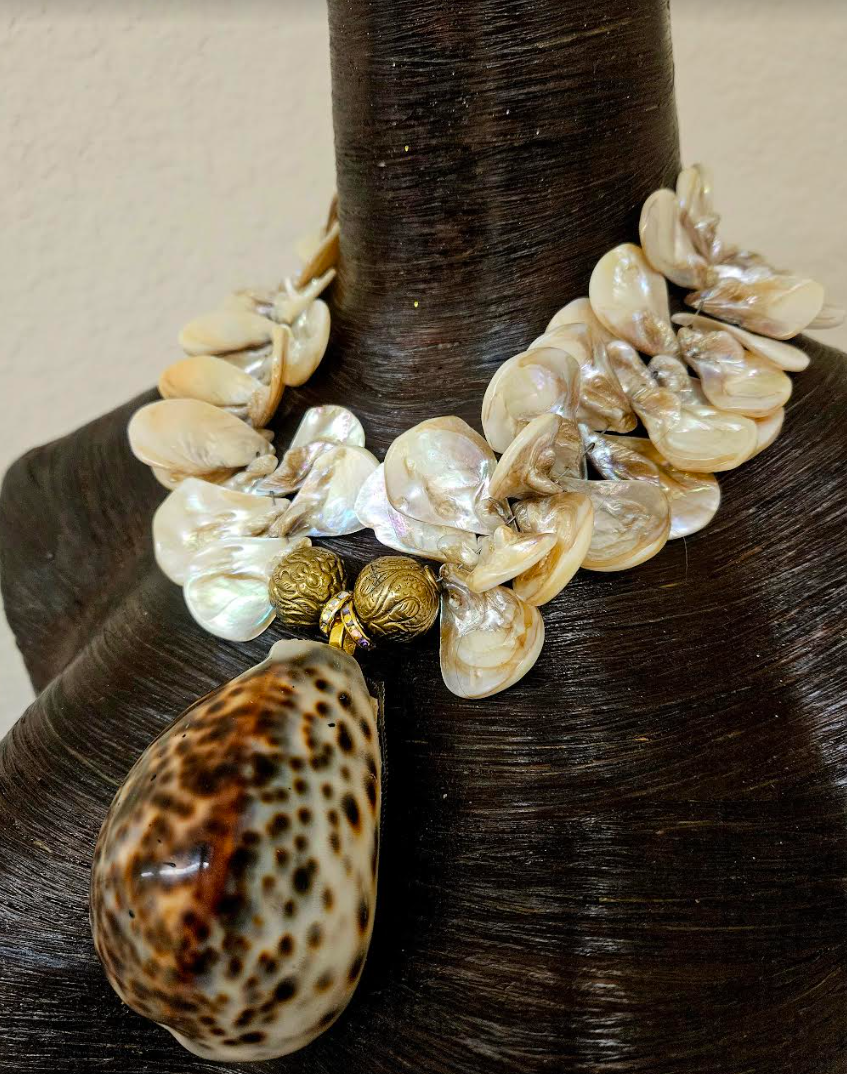 Cowrie Shell & Mother of Pearl Summer Statement Luxury Necklace Beig