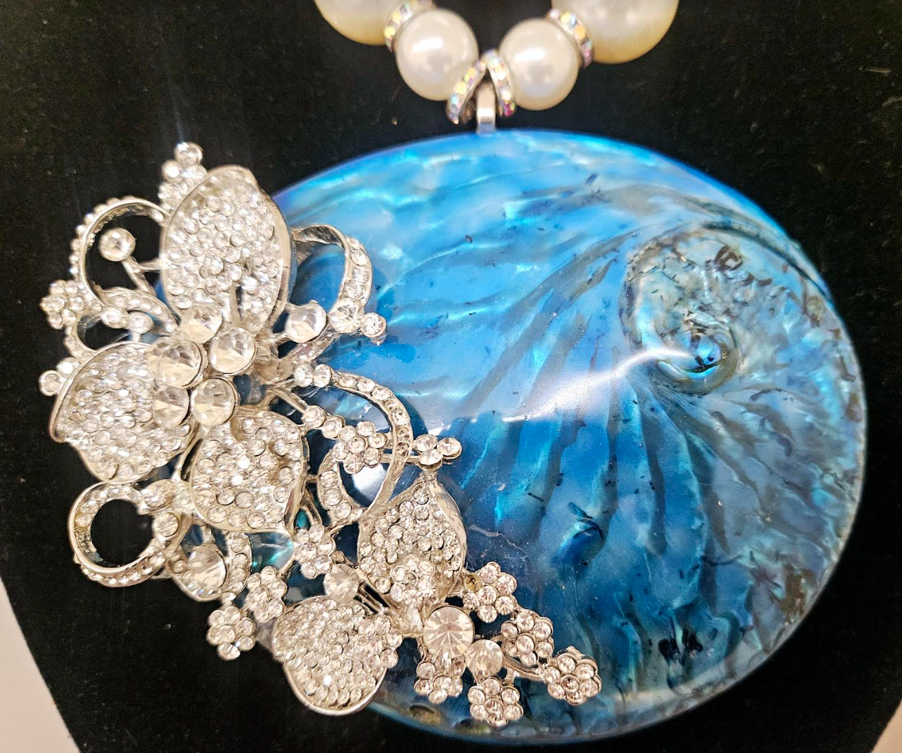 Blue Abalone Rhinestone Shell Statement Gemstone Pendant With Oversize