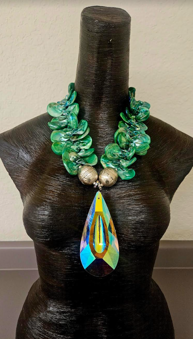 Green Aurora Borealis Shell Luxury Necklace & Crystal Amulet - Art Collectors