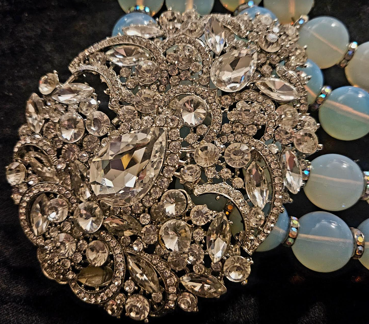 Opalescent Multi Strand Luxury Necklace & Rhinestone Gemstone Pendant
