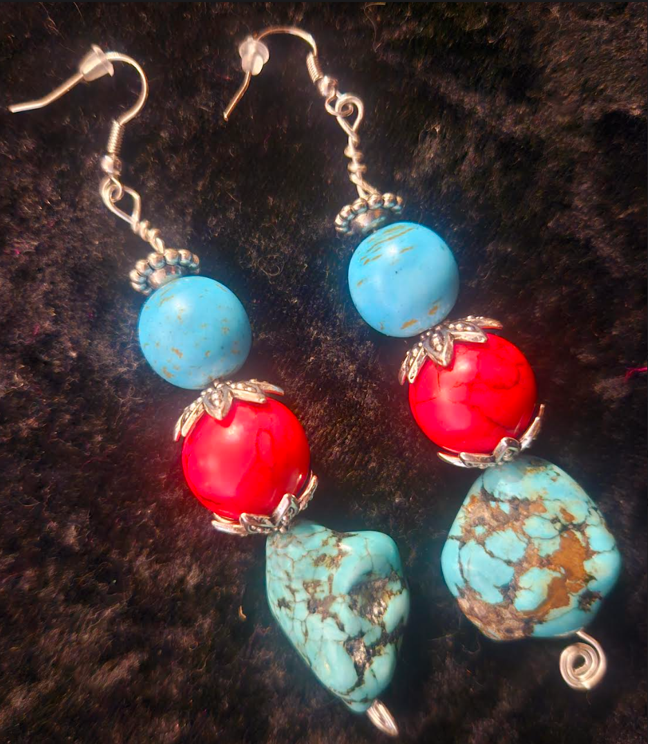 Red & Blue Magnesite Beaded Dangle Pierced Statement Earrings Faux T