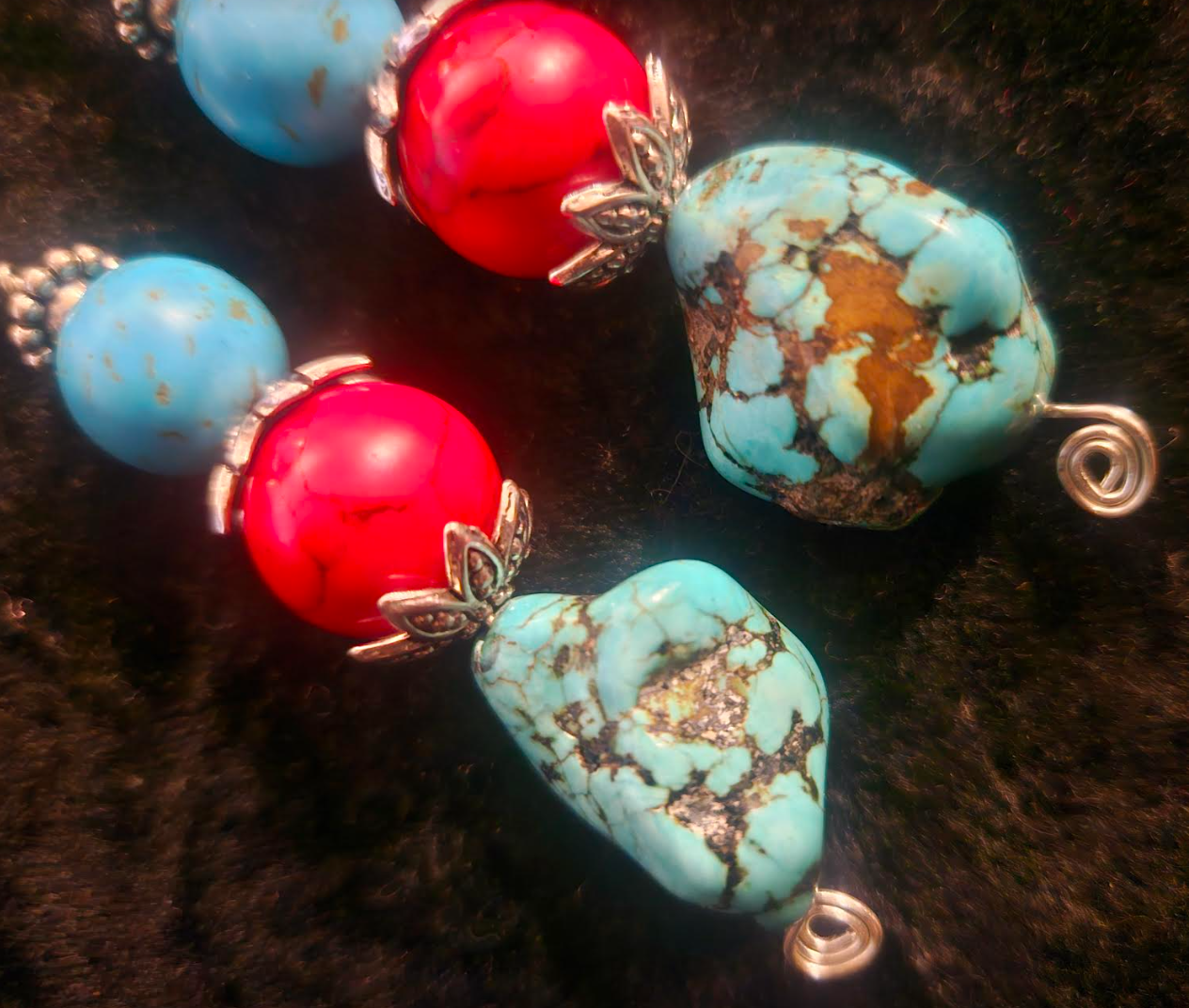 Red & Blue Magnesite Beaded Dangle Pierced Statement Earrings Faux T