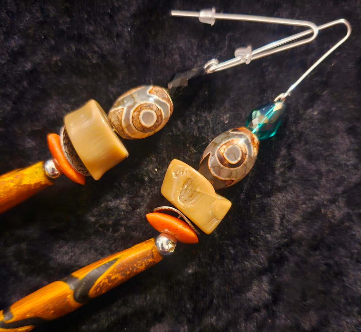 Exotic & Wild Animal Print Wood and Gemstone Shoulder Dusters Afr