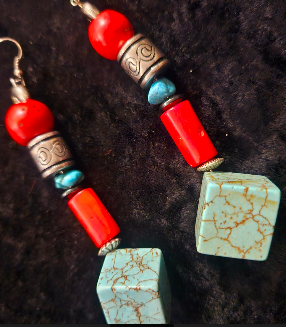 Blue Red & Silver Cubed Dangle Pierced Statement Earrings Jeans Jewe
