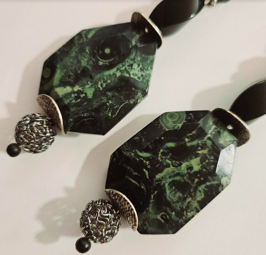 Kambaba Jasper & Black Polished Agate Shoulder Dusters Stone of P