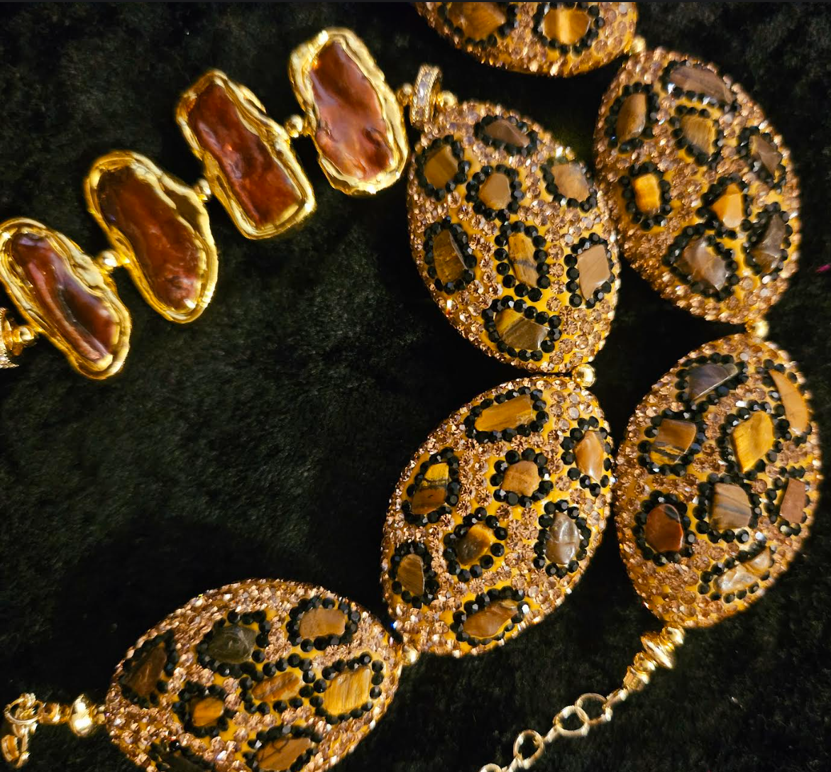 Leopard Pave Rhinestone & Copper Biwa Pearl Luxury Necklace - Business