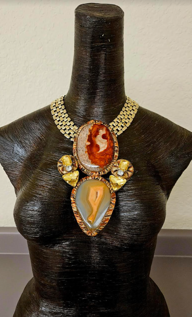 Druzy Agate Sculpted Totem Pendant - Autumn Wardrobe