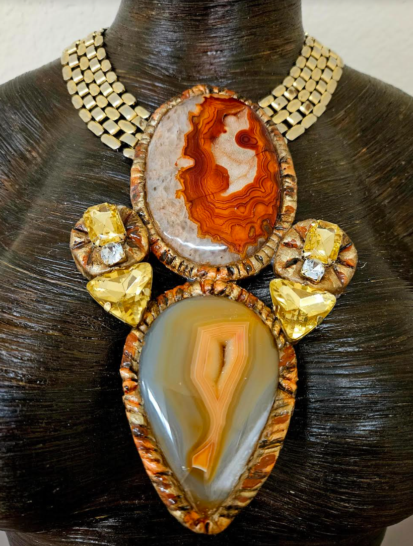 Druzy Agate Sculpted Gemstone Totem Pendant -Rich Autumn Wardrobe