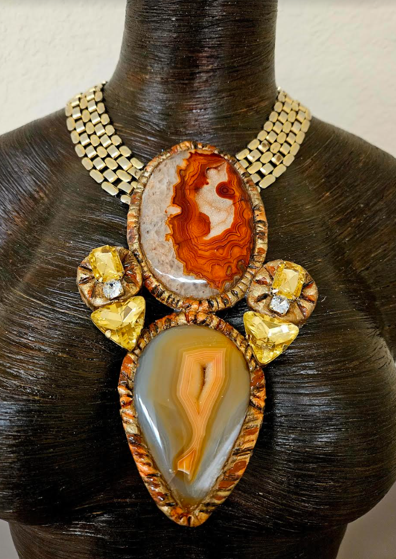 Druzy Agate Sculpted Gemstone Totem Pendant -Rich Autumn Wardrobe