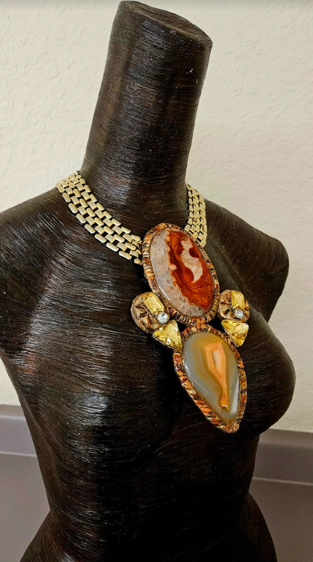 Druzy Agate Sculpted Gemstone Totem Pendant -Rich Autumn Wardrobe