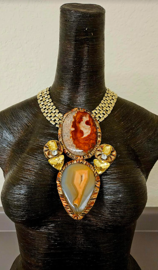 Druzy Agate Sculpted Gemstone Totem Pendant -Rich Autumn Wardrobe