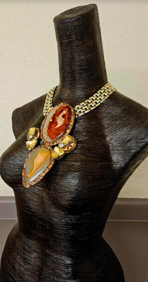 Druzy Agate Sculpted Gemstone Totem Pendant -Rich Autumn Wardrobe