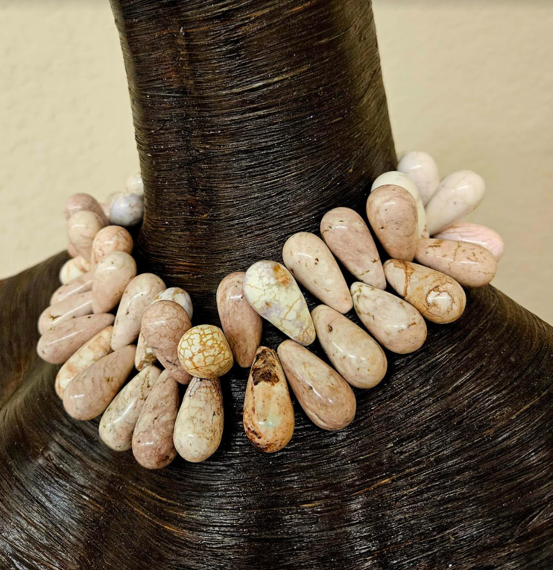 Howlite Magnesite Cream with Brown Matrixing Teardrop Choker Faux