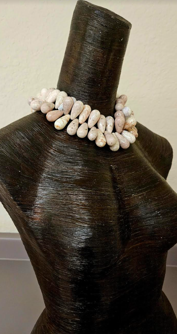 Howlite Magnesite Cream with Brown Matrixing Teardrop Choker Faux