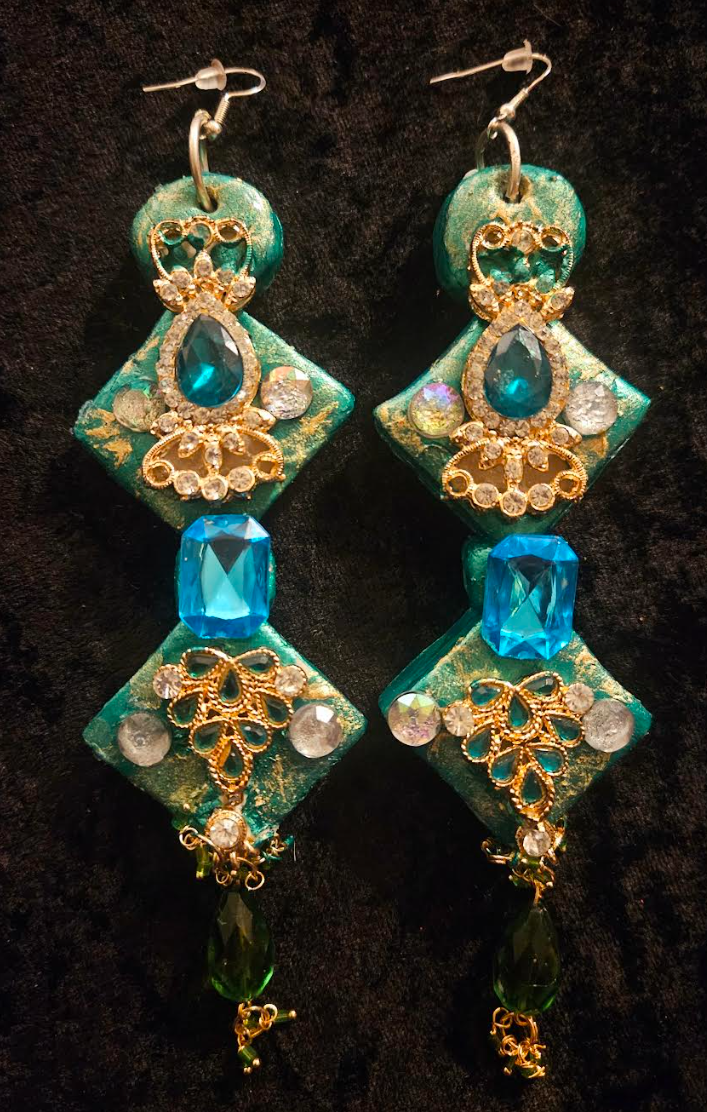 Art Deco Sculpted Emerald Green Rhinestone Shoulder Dusters for Dra
