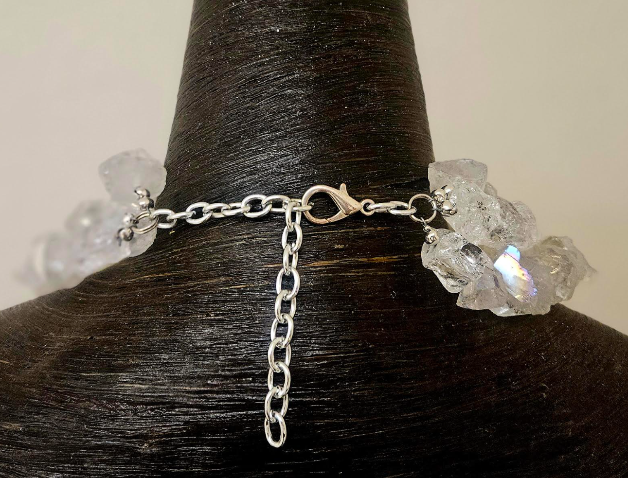 Raw Aura Quartz Stone Statement Necklace - Luxe Glam