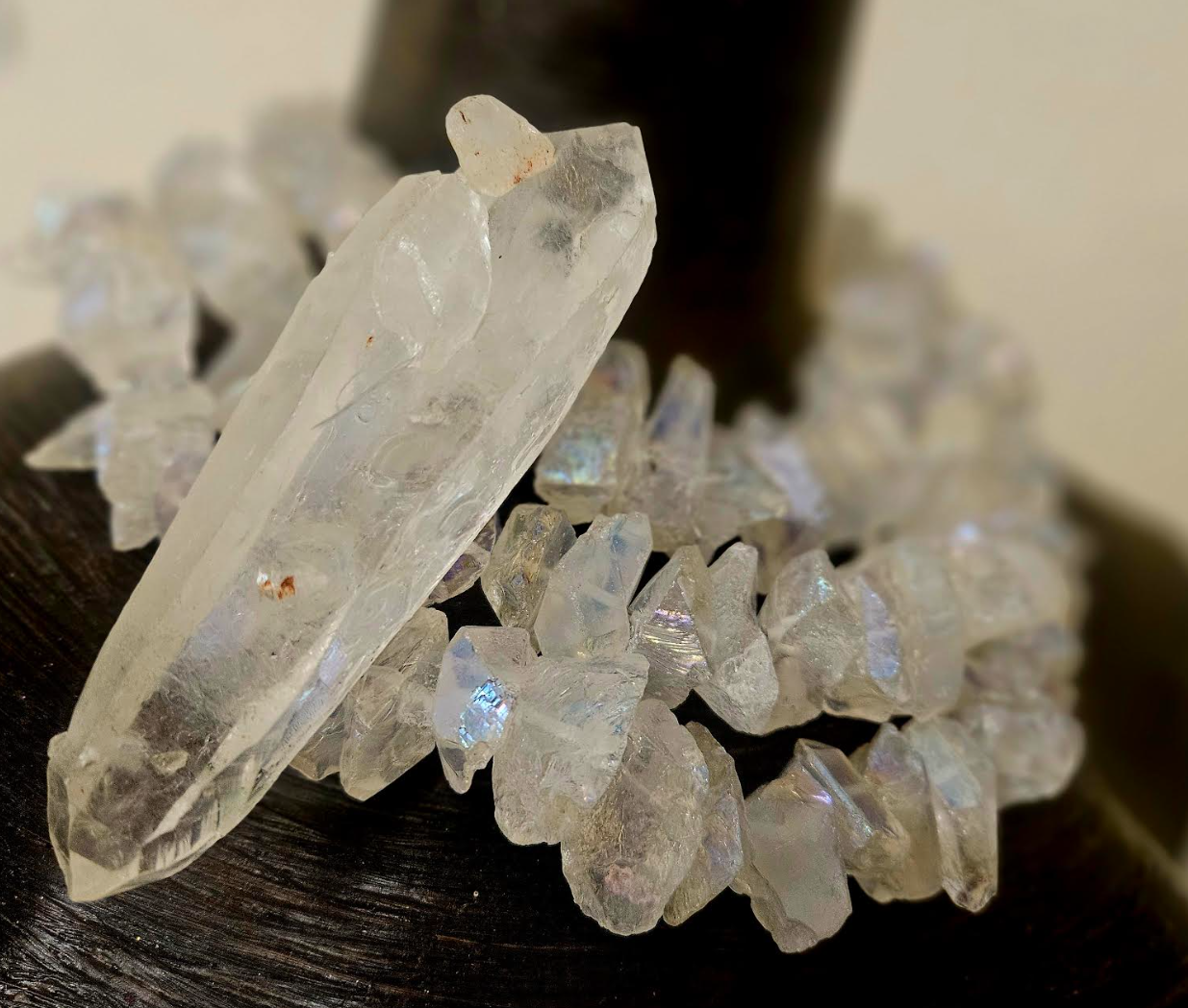Raw Rough Aura Quartz Stone Luxury Necklace - Sexy Elegance