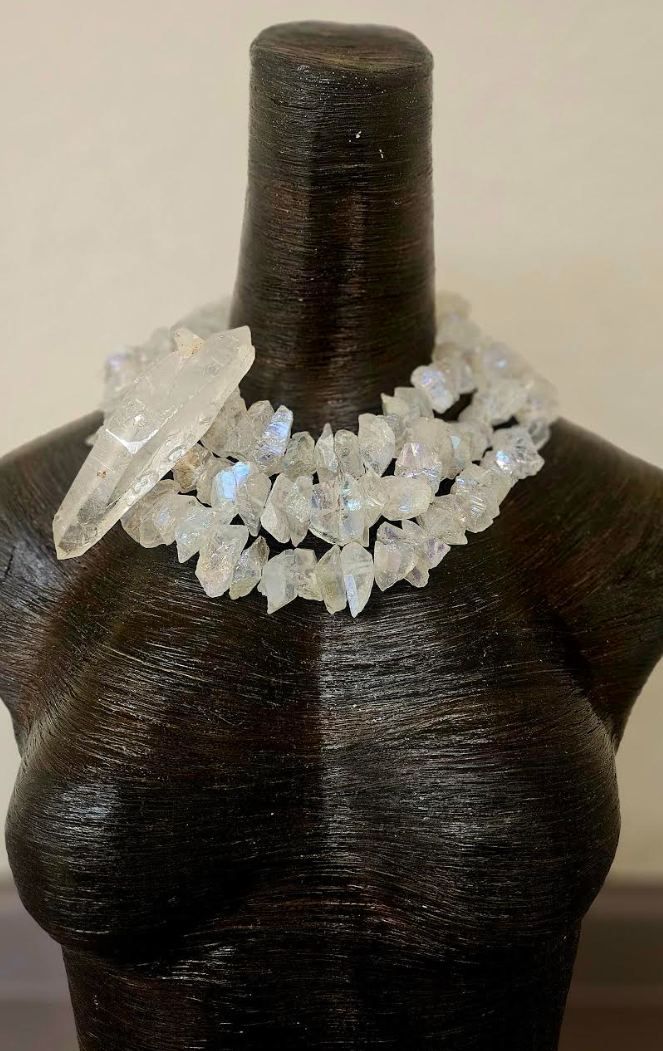 Raw Rough Aura Quartz Stone Luxury Necklace - Sexy Elegance