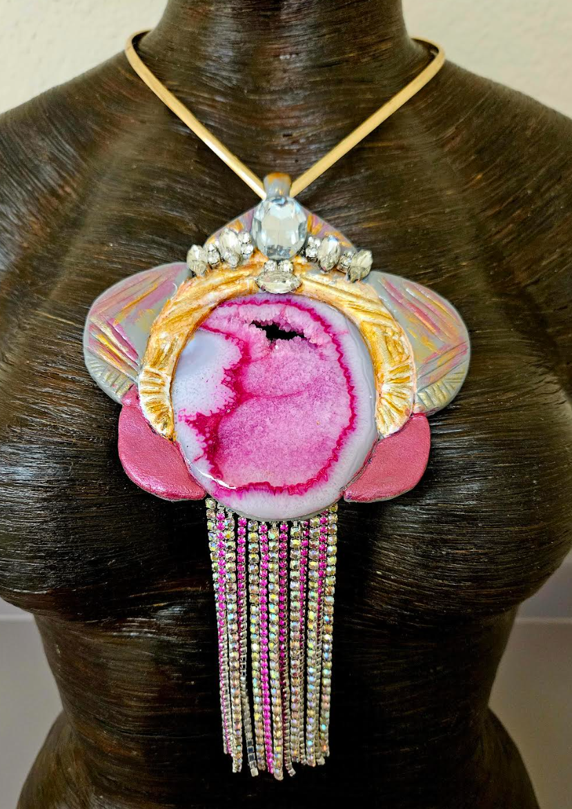 Pink Agate & Rhinestone Gemstone Pendant With Gold Torc - Flappers