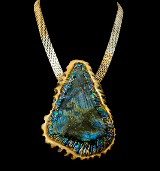 Labradorite Sculpted Pendant With Vintage Mesh Chain