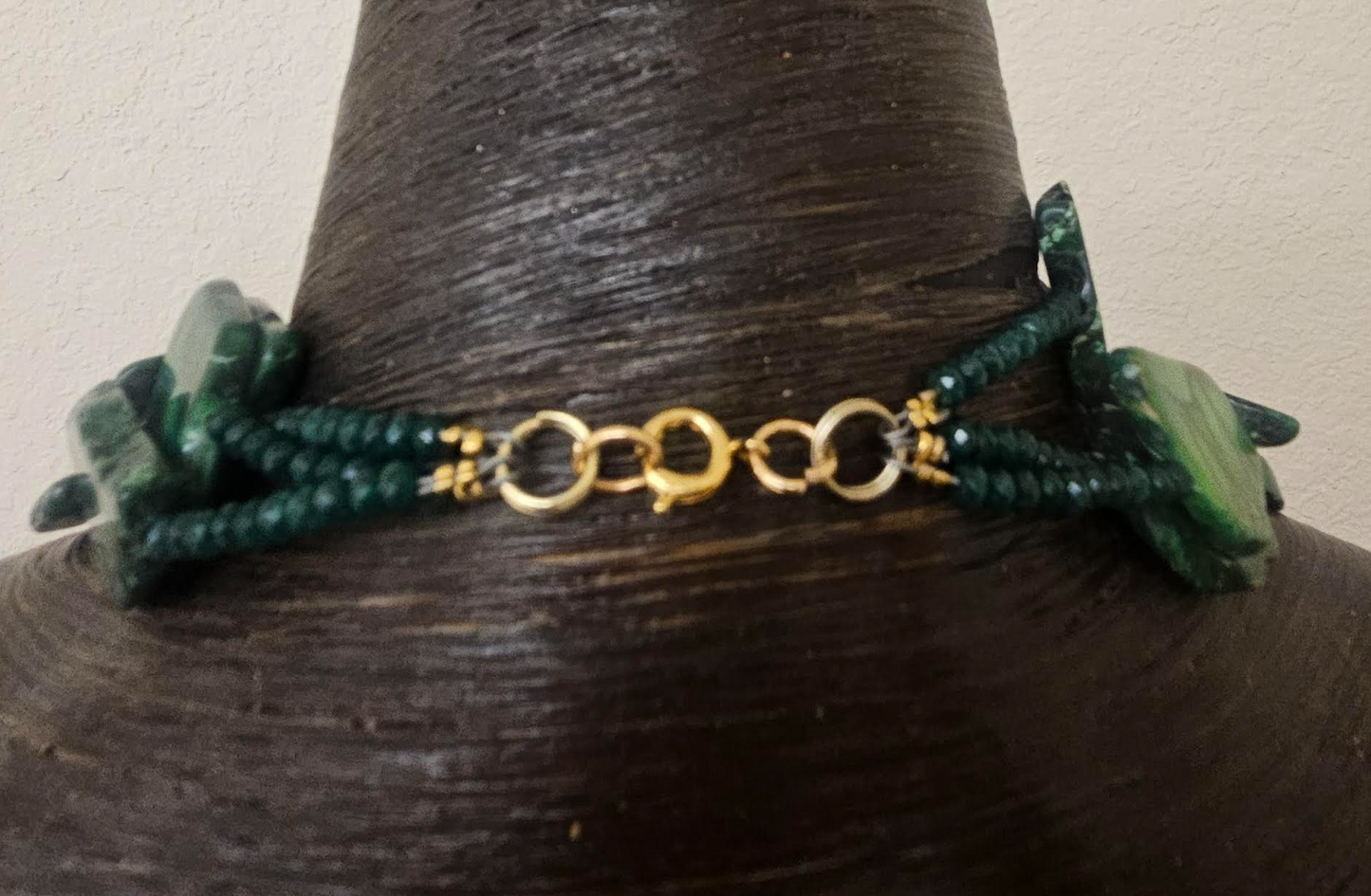 Green Sea Sediment Slab Multi Strand Business Venue Necklace - Redhead