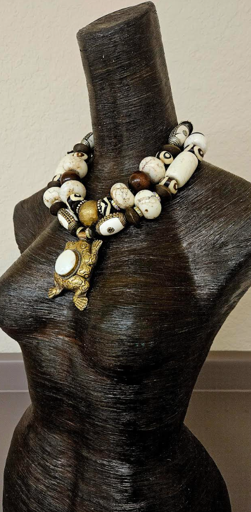 White Magnesite Conch Brass & Wood Beaded Tribal Necklace & Frog Pendant