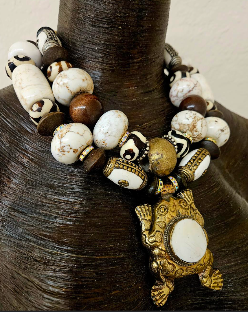 White Magnesite Conch Brass & Wood Beaded Tribal Necklace & Frog Pendant