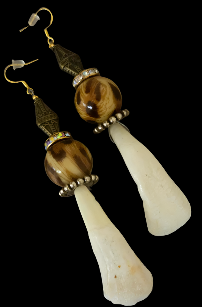 Buffalo Incisor Teeth & Leopard Shoulder Duster Pierced Earrings
