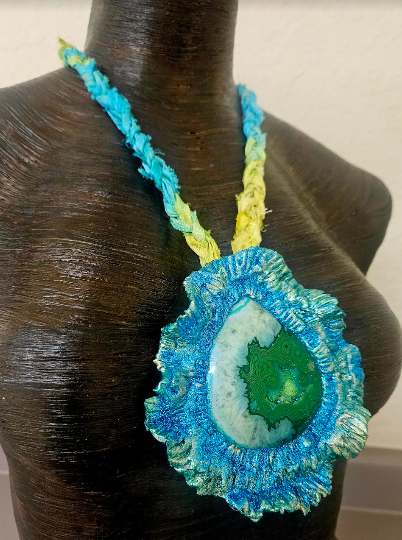 Emerald Green Druzy Agate Sculpted Gemstone Pendant with Sari Silk Bra