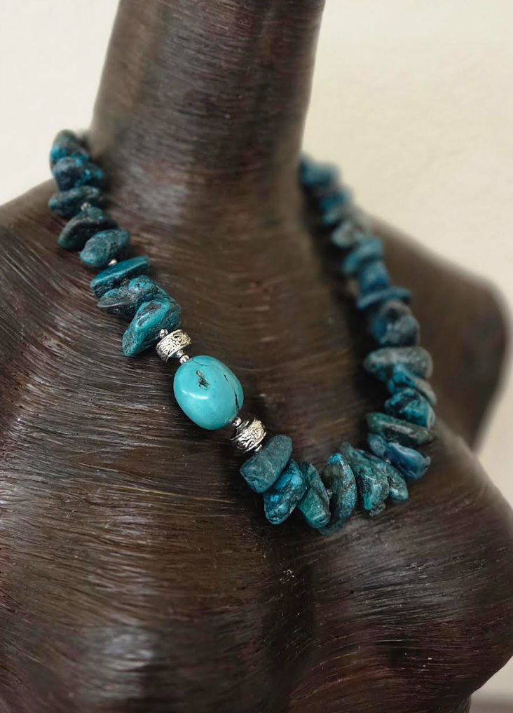 Turquoise Nugget Navajo Style Unisex Necklace - Western Cowgirl Design