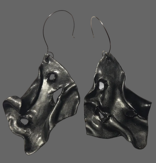 Edgy and Defiant Ripped Street Style Sculpted Pierced Earrings - Fierce