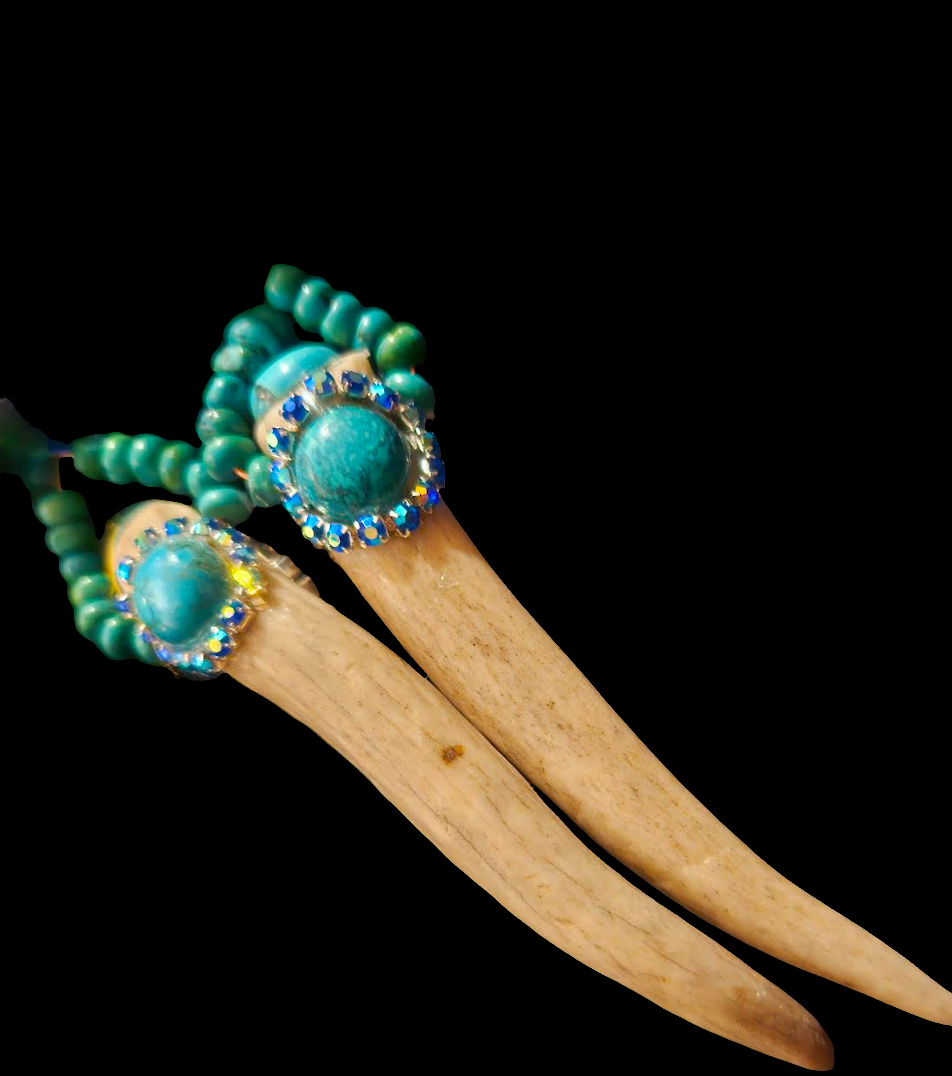 Avant Garde Turquoise and Sculpted Antler Horn Shoulder Duster Pierced