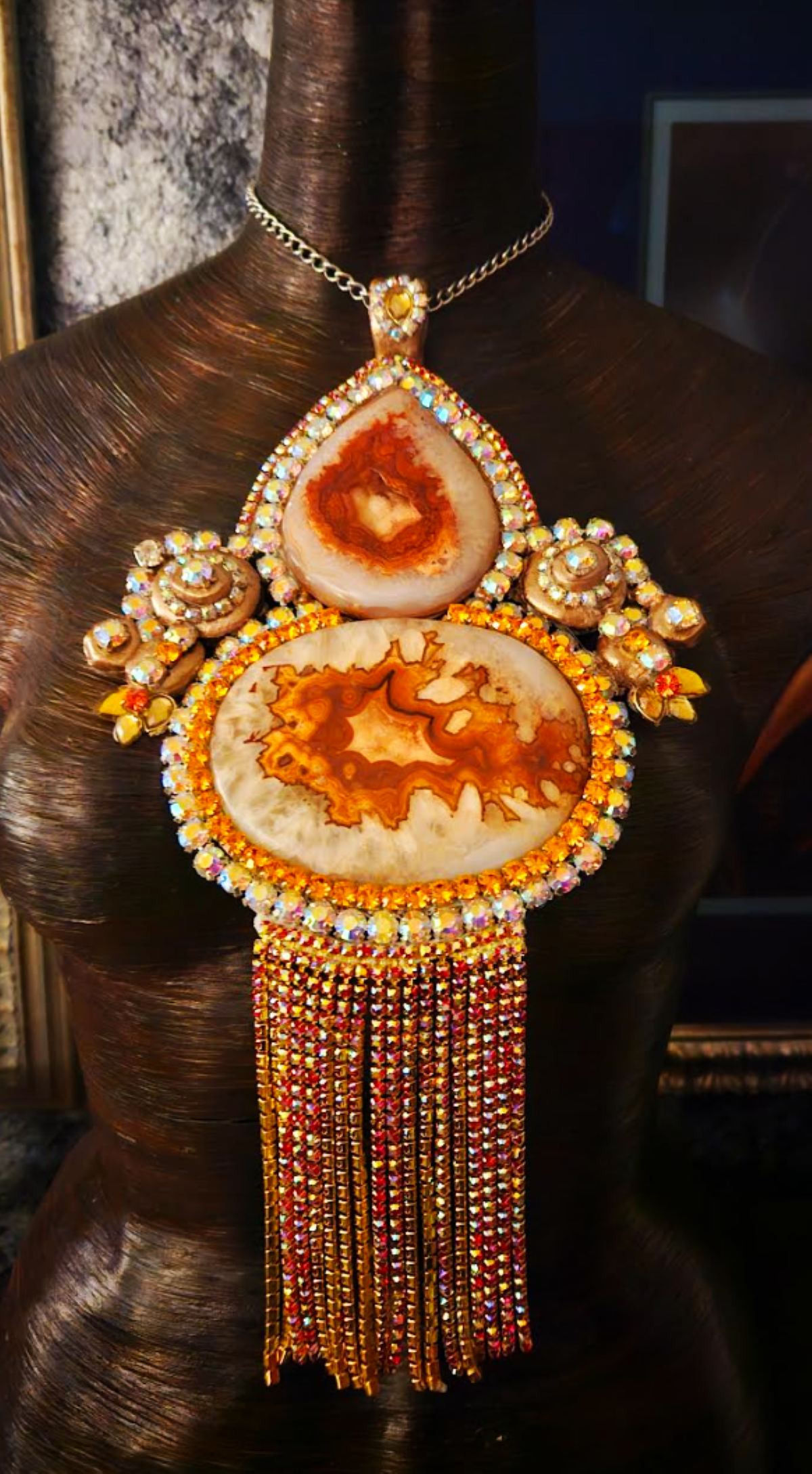 Sculpted Art Deco Agate & Rhinestone Sautoir - Flapper Style Showpiece