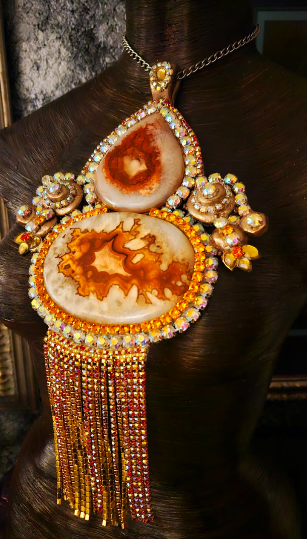 Sculpted Art Deco Agate & Rhinestone Sautoir - Flapper Style Showpiece