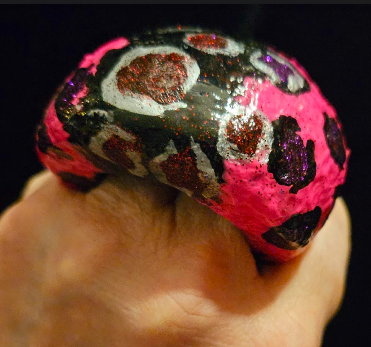 Sculpted Pink Leopard Two Finger Dome Statement Ring