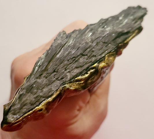 Rough Black Kyanite Sculpted Statement Ring - Luxury Art Finger Candy
