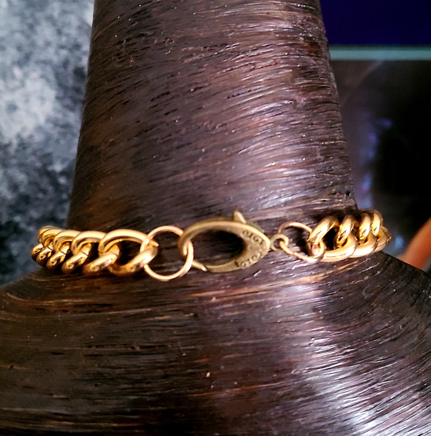 Stately Titanium Jewel Tone Sculpted Quartz Amulet - Metallic Rainbows