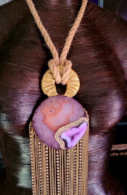Druzy Agate Rhinestone Chainmail Gemstone Pendant On A Hemp Rope Haute