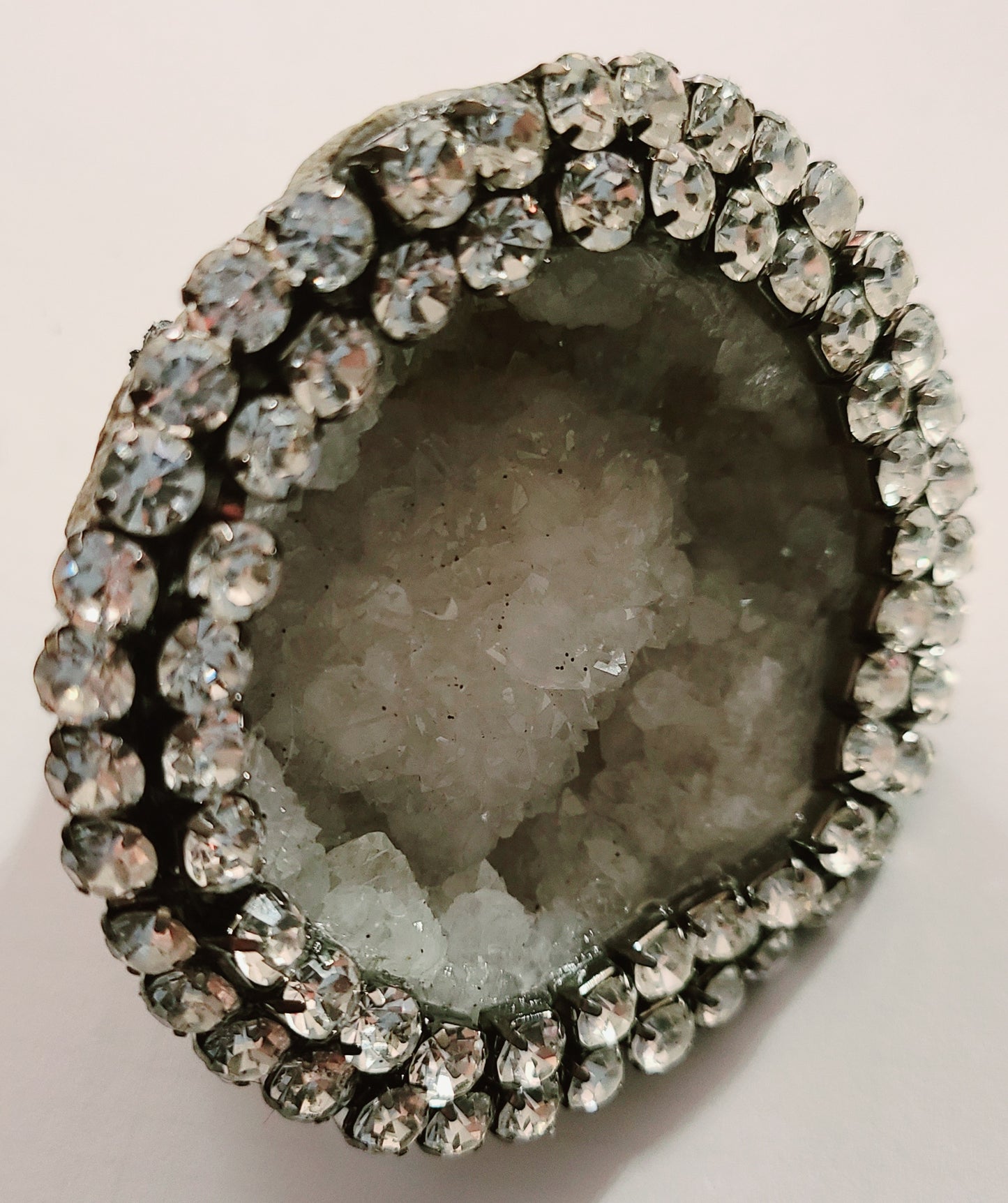 Snowball Druzy Geode Adjustable Two Finger Statement Ring Unisex, Crystal & Rhinestone Unisex Finger Candy, Quartz Knuckles, Frankie Bernstein Style Jewelry