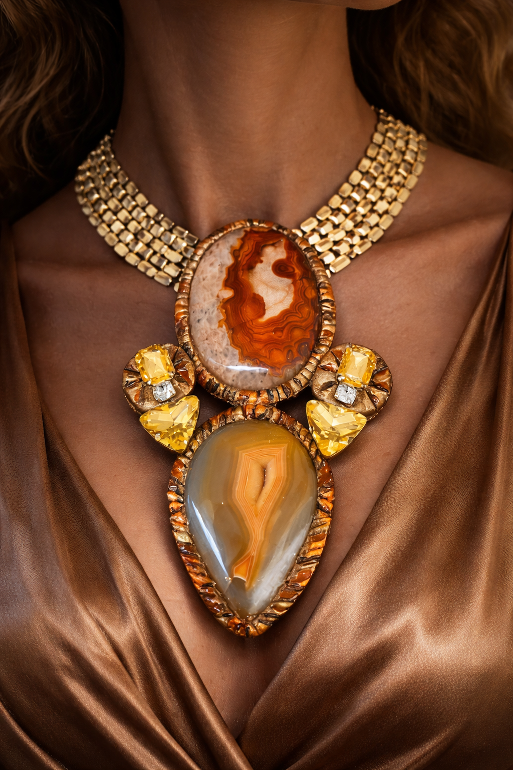 Druzy Agate Sculpted Totem Pendant - Autumn Wardrobe